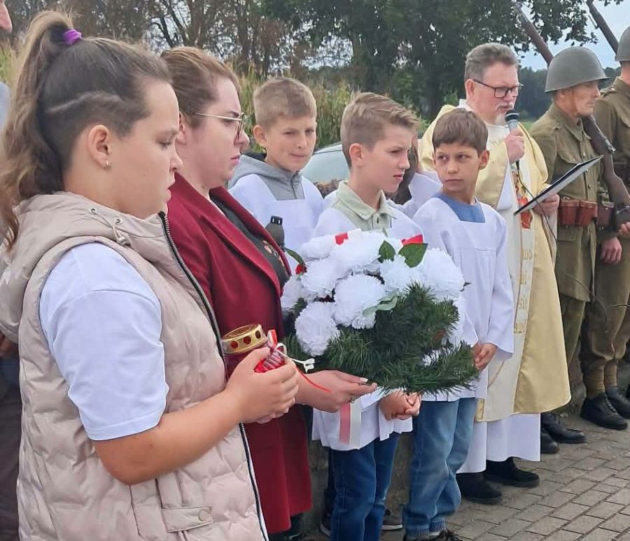 Uroczystość w Skołatowie. Pamięć o zamordowanym proboszczu nadal trwa...
